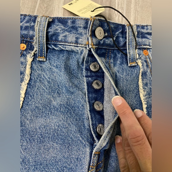 NWT Levi’s Recrafted premium denim icon skirt mid rise button fly womens size 26 - Picture 8 of 15